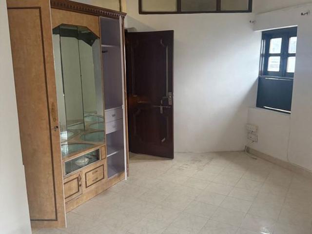Flat for sale in Deri