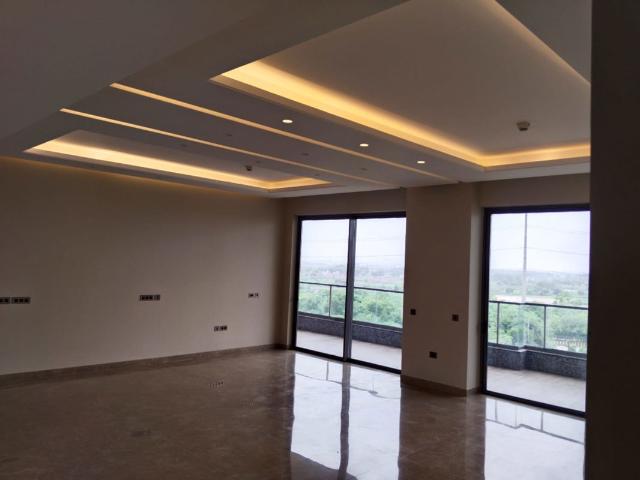 Flat for sale in Garhi, Noida