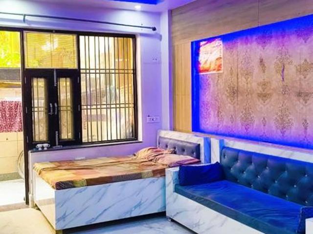 House for sale in Sector 45, Noida