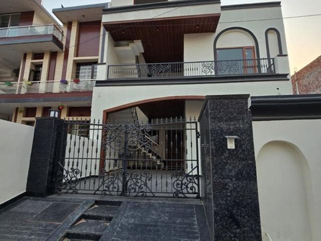 Flat for sale in Kharar, Punjab