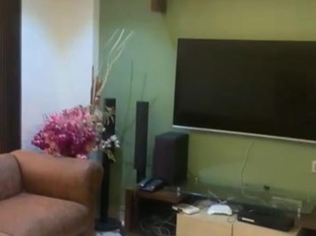Flat for sale in Mahim, Mumbai City District