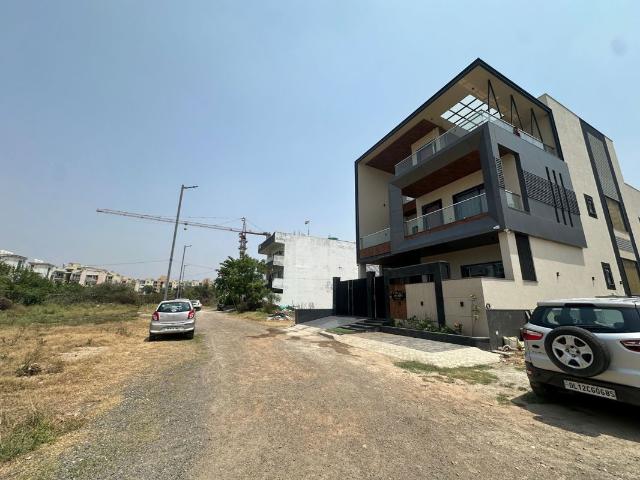 House for sale in Sector 65, Faridabad