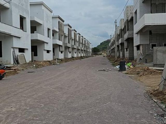 Villa for sale in Ranga Reddy, Tarur