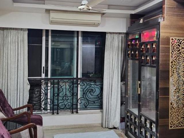 Flat for sale in Hiranandani Meadows, Thane
