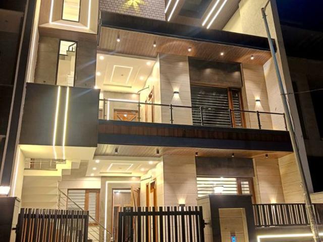 Villa for sale in Kharar, Sahibzada Ajit Singh Nagar