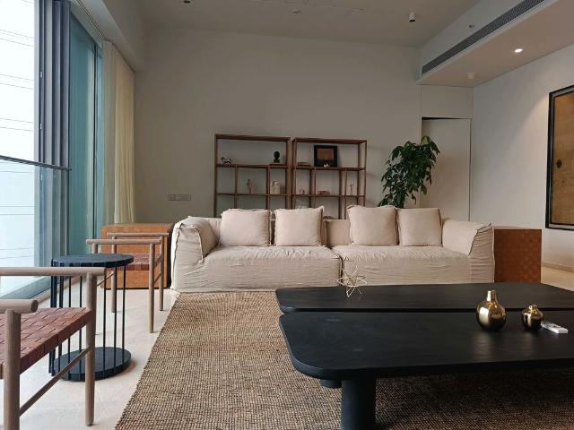 Flat for sale in Prabhadevi, Mumbai City District