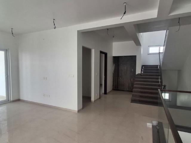 Villa for sale in Kollur, Sangareddy