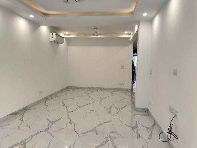 Flat for sale in Saket, Delhi