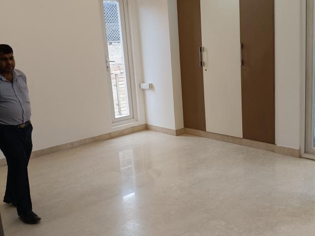 House for sale in New Friends Colony, Delhi