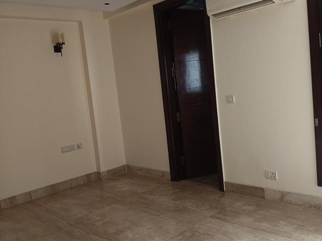 House for sale in Maharani Bagh, Delhi
