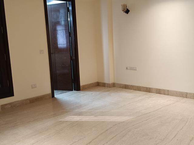 House for sale in Maharani Bagh, Delhi