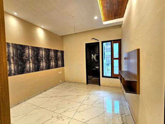 Flat for sale in Mangalwar Peth, Pune