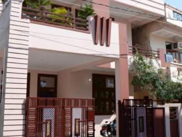 House for sale in Deri
