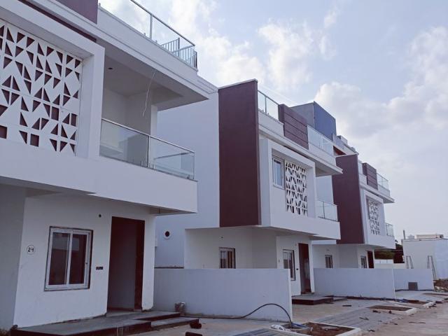 Villa for sale in Yanukunta, Ghanpur