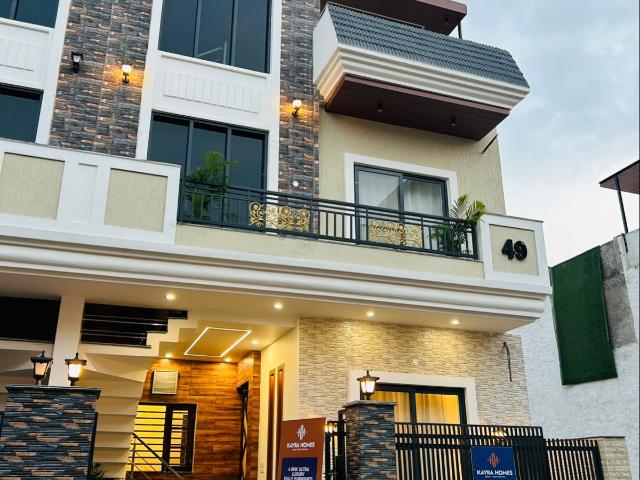 House for sale in Jhandpur, Sahibzada Ajit Singh Nagar
