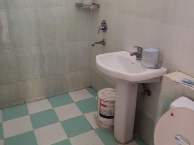 Flat for sale in Sector 65, Faridabad