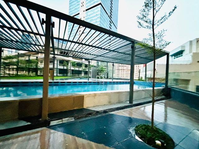 Flat for sale in Dadar West, Mumbai City District