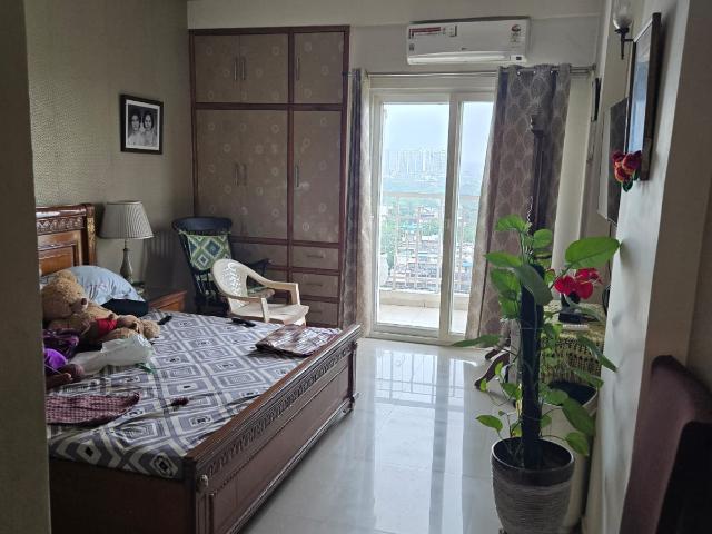 Flat for sale in Sector 107, Noida