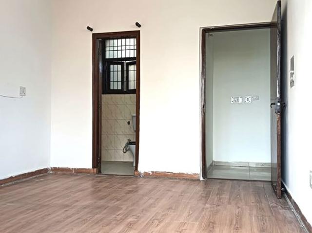 Flat for sale in Hariana