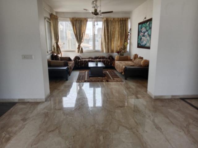 Flat for sale in Balewadi High Street, Pune