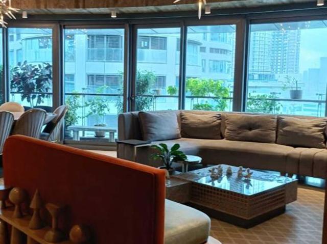 Flat for sale in Lower Parel, Mumbai City District