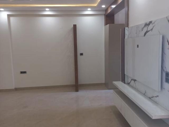 House for sale in Hariana