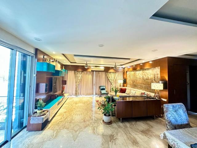 Flat for sale in Pirojsha Godrej Nagar, Mumbai