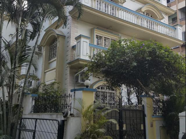 House for sale in Mangalwar Peth, Pune