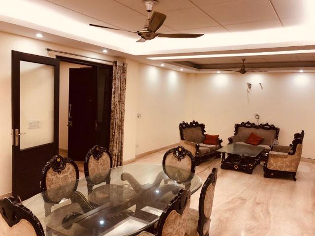 Flat for sale in Saket, Delhi