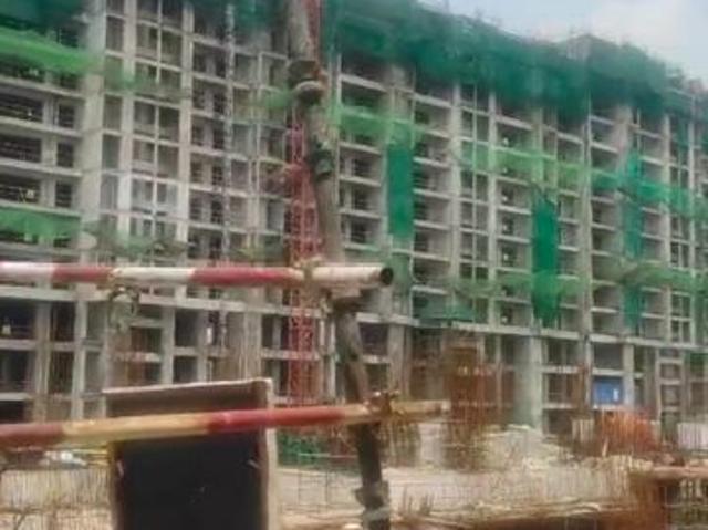 Flat for sale in Jhatta, Noida