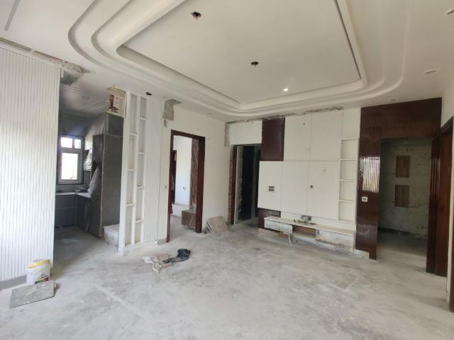 Property for sale in North Delhi, Deri