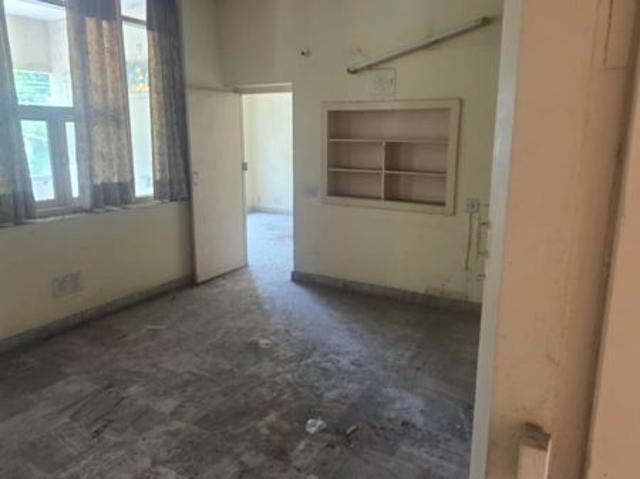 House for sale in Ward 17, Chandigarh