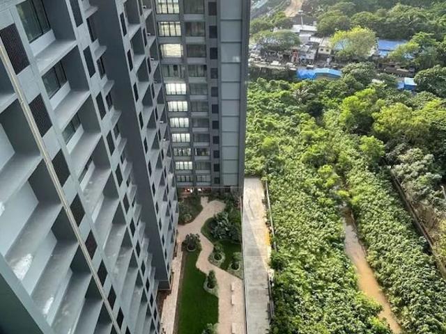 Flat for sale in Santacruz West, Mumbai