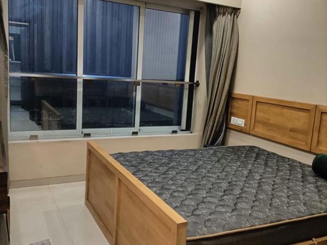 Flat for sale in Khar, Mumbai