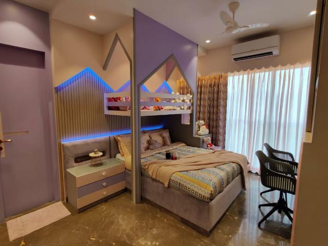 Flat for sale in Mulund Colony, Mumbai Suburban District