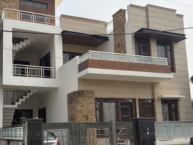 House for sale in Sector 72, Mohali