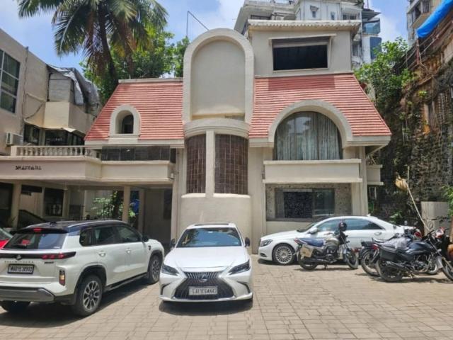 Villa for sale in Gamdevi, Mumbai City District
