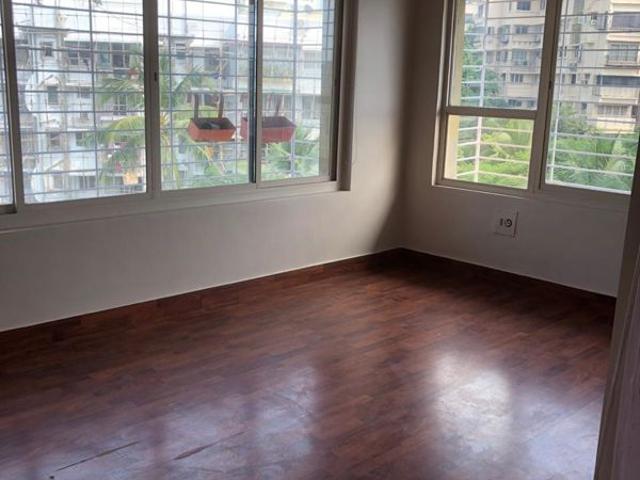 Flat for sale in Khar, Mumbai