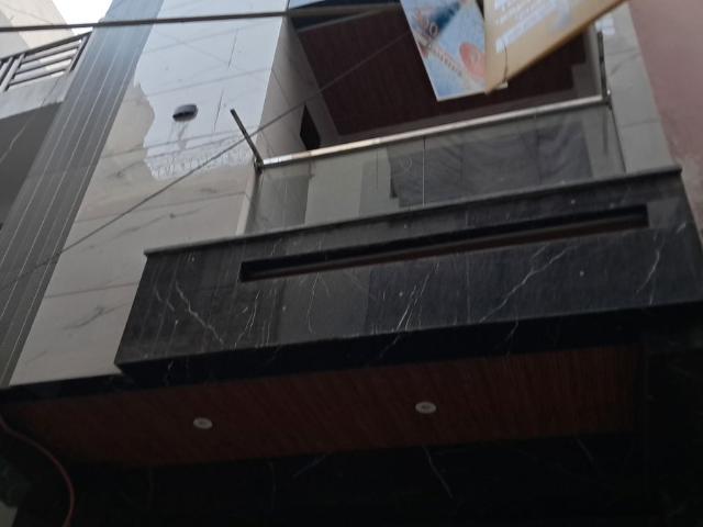 House for sale in West Delhi, Deri