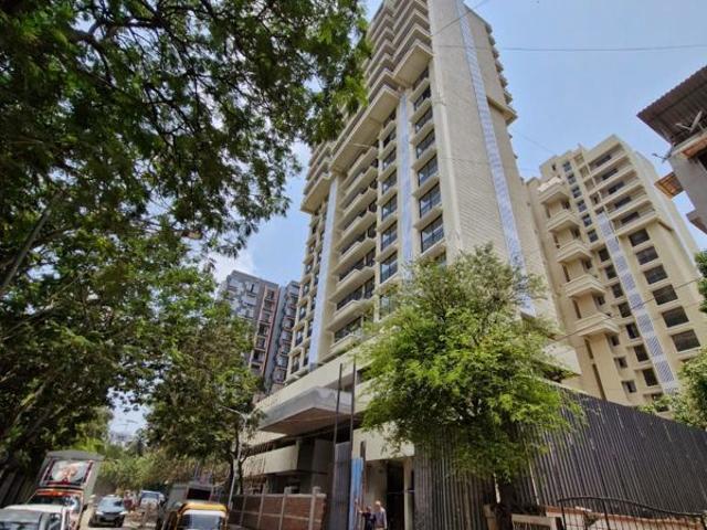 Flat for sale in Khar, Mumbai