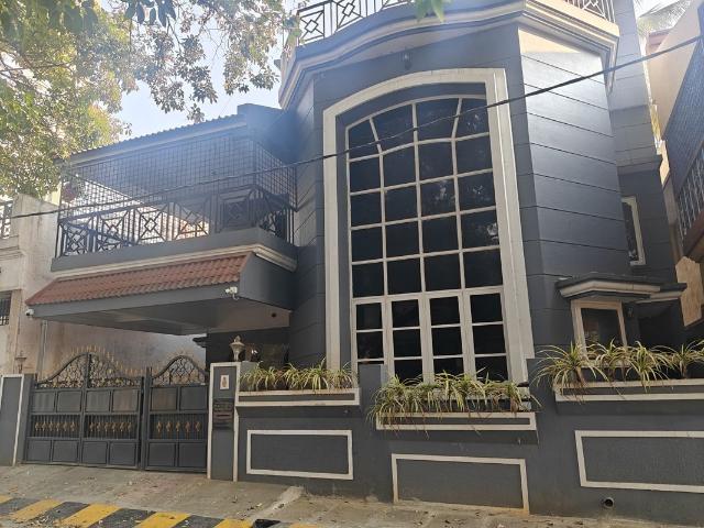 House for sale in Bangalore North, Cox Town - Bangalore
