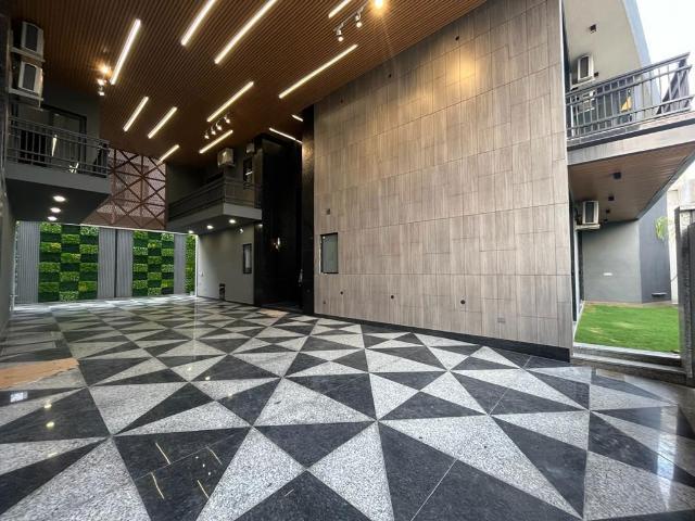 Villa for sale in Deri
