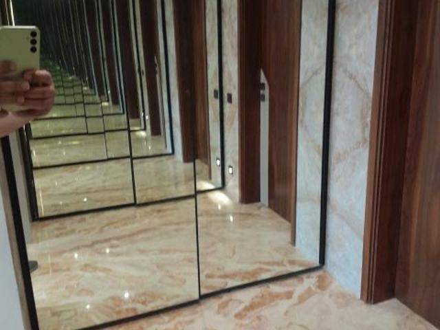 Villa for sale in South Delhi, Deri