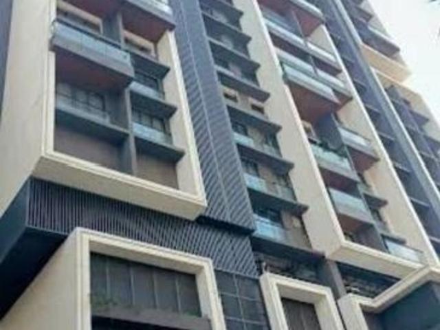 Flat for sale in Khar, Mumbai