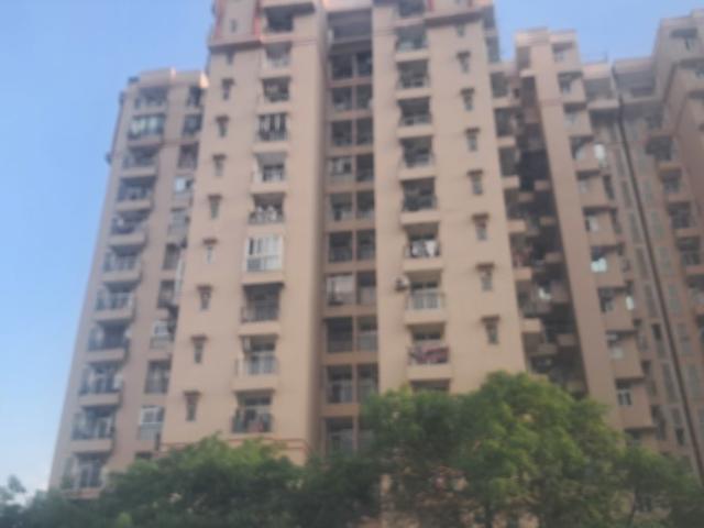 Flat for sale in Noida, Gautam Buddha Nagar
