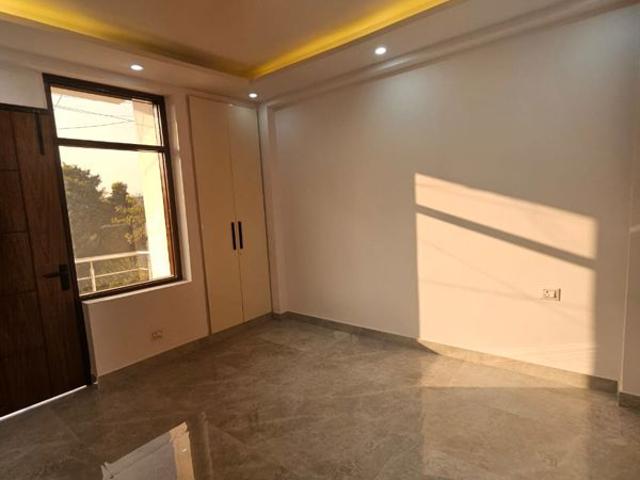 Property for sale in Deri