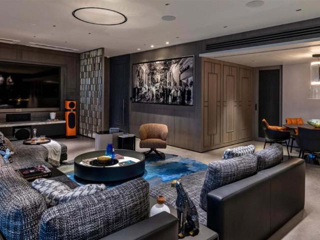 Flat for sale in Versova, Mumbai