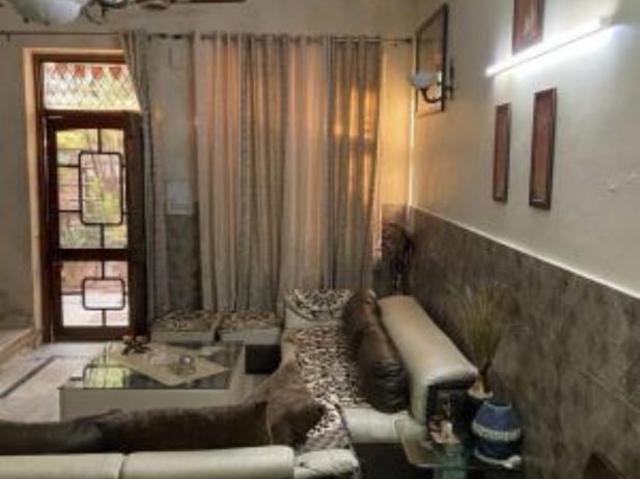 House for sale in Hariana