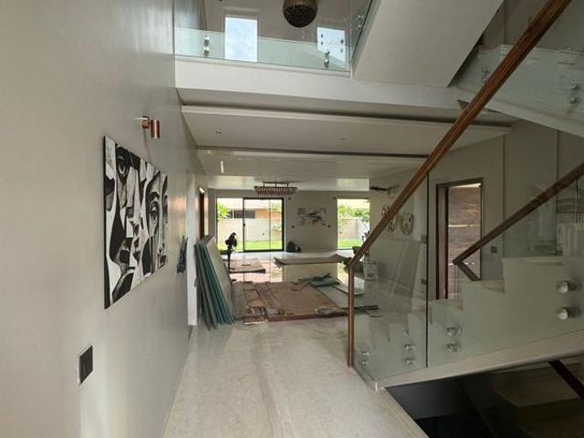 Villa for sale in Hariana