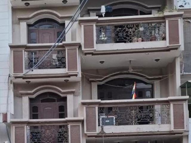 House for sale in Pitampura, Delhi